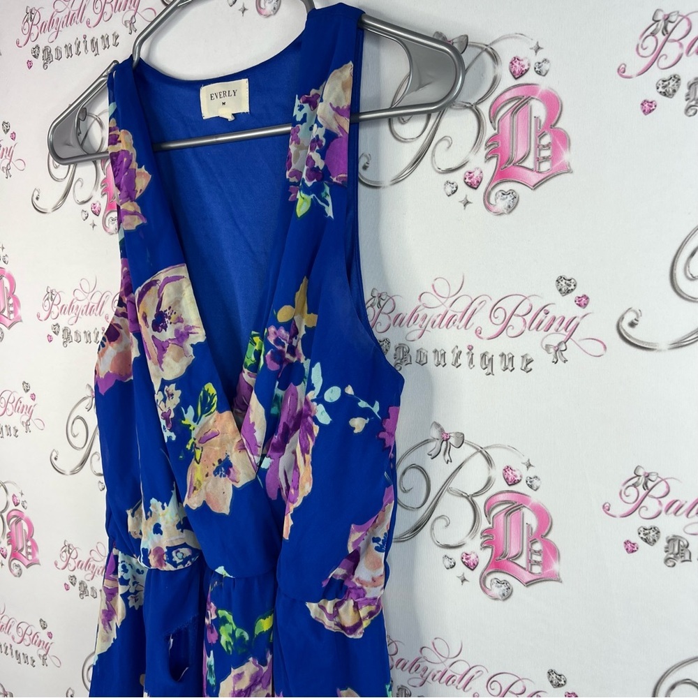 Everly dress Vneck floral flowers ruffle purple green Royal Blue Dress - Picture 7 of 14